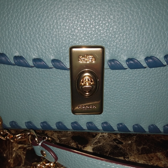 Coach cross body bag - Picture 2 of 10